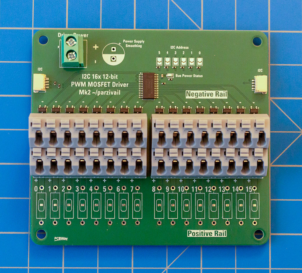 The first revision board, without a reverse-polarity protection MOSFET